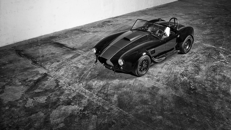 Illustration for article titled Ask Our Photographer About This 1965 Cobra Replica That He Shot... And Drove